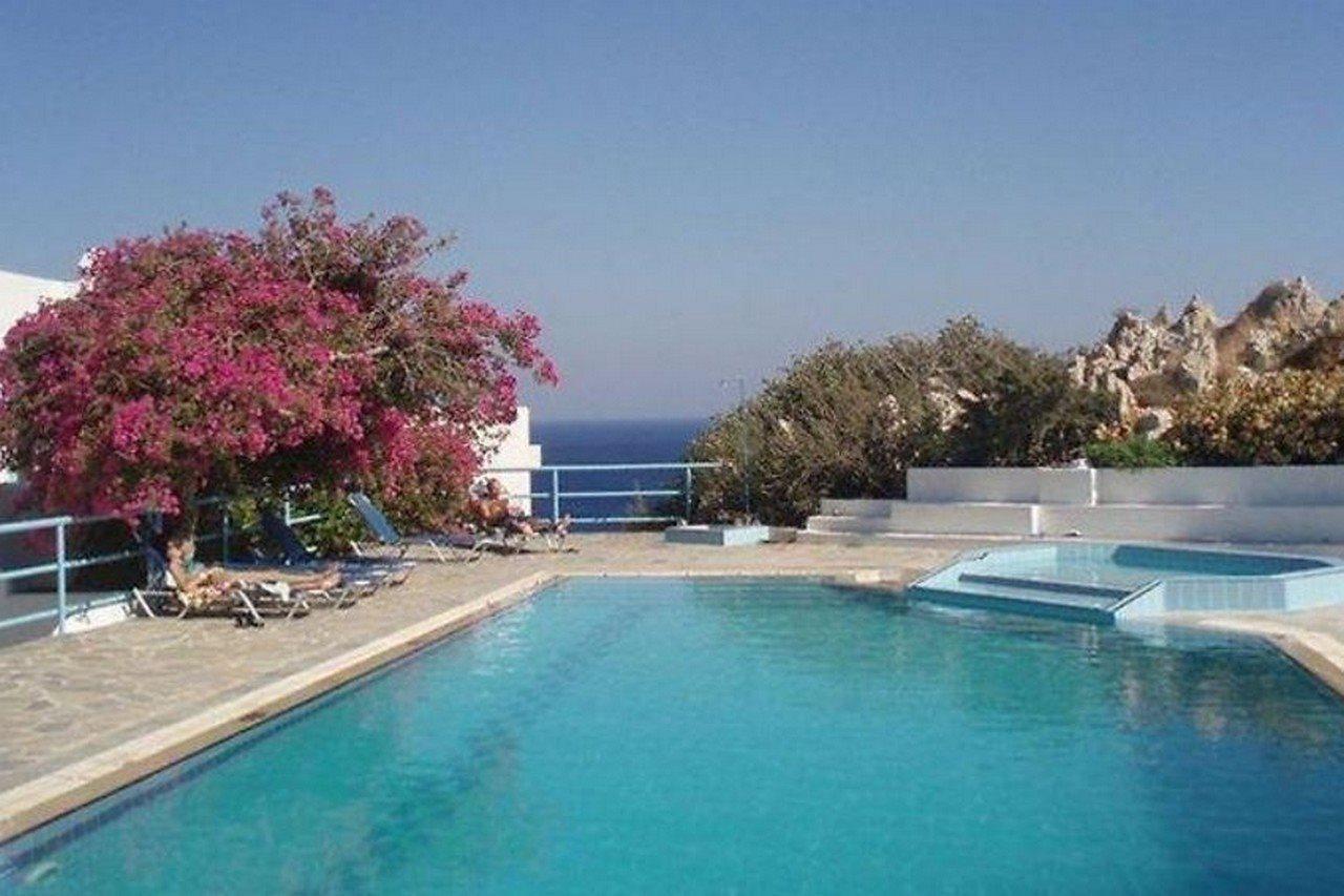 Albatros Hotel Amoopi Exterior photo